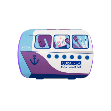 Curaprox Kids TravelSet Utazó készlet lila (fogkefe fogközkefe fogkrém matrica)