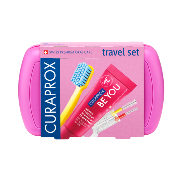 Curaprox TravelSet Utazó készlet pink új(fogkefe fogközkefe fogkrém)